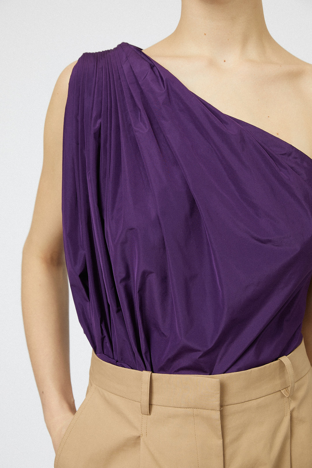 HAUT ASYMÉTRIQUE